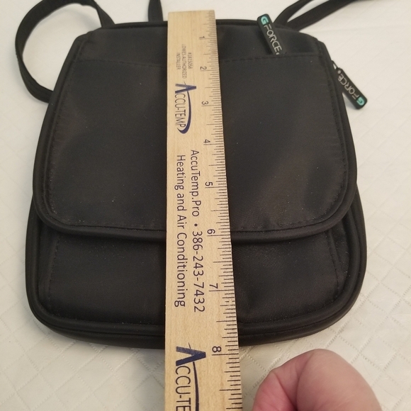 GForce Black Crossbody Bag Compact Travel Shoulder Bag Adjustable Strap - Picture 8 of 8